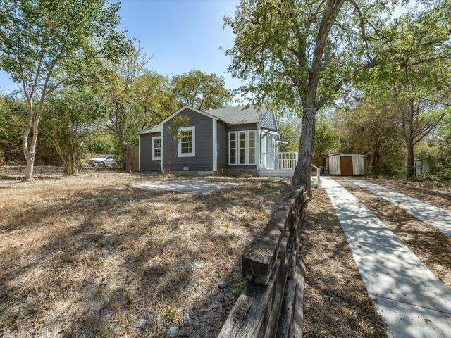 6933 Hatch Road, Lake Worth, TX 76135