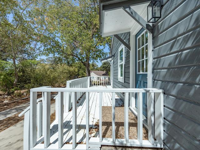 6933 Hatch Road, Lake Worth, TX 76135