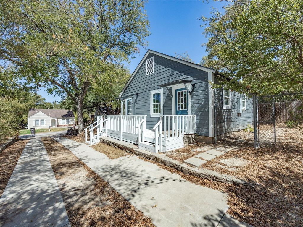 6933 Hatch Road, Lake Worth, TX 76135 — photo 3