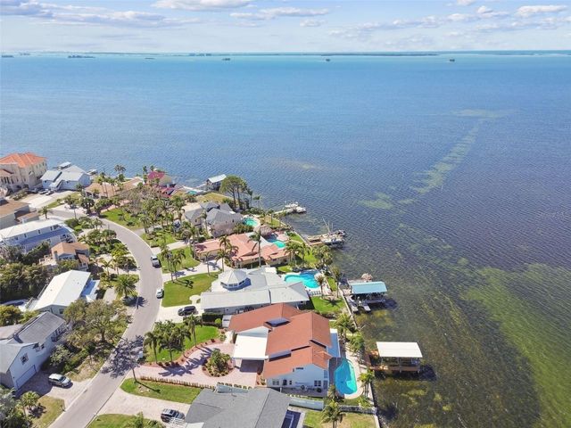 119 CARLYLE CIRCLE, Palm Harbor, FL 34683