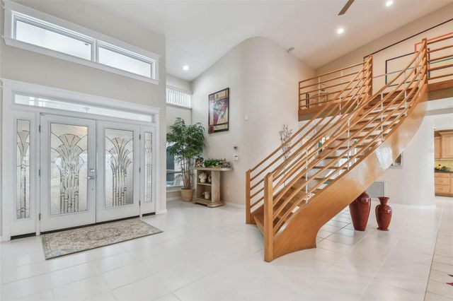 119 CARLYLE CIRCLE, Palm Harbor, FL 34683