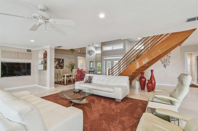 119 CARLYLE CIRCLE, Palm Harbor, FL 34683
