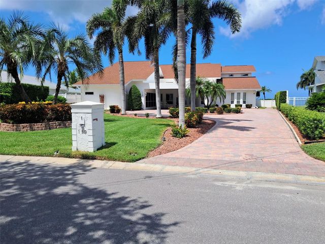 119 CARLYLE CIRCLE, Palm Harbor, FL 34683