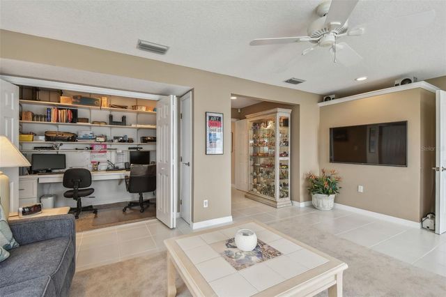 119 CARLYLE CIRCLE, Palm Harbor, FL 34683
