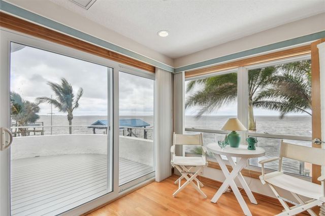 119 CARLYLE CIRCLE, Palm Harbor, FL 34683