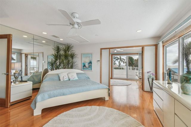 119 CARLYLE CIRCLE, Palm Harbor, FL 34683