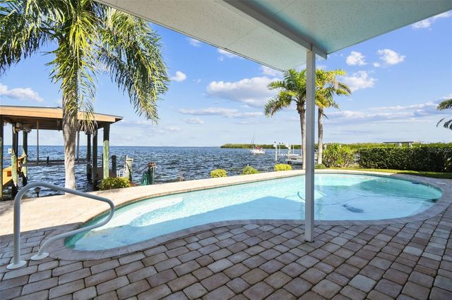 119 CARLYLE CIRCLE, Palm Harbor, FL 34683