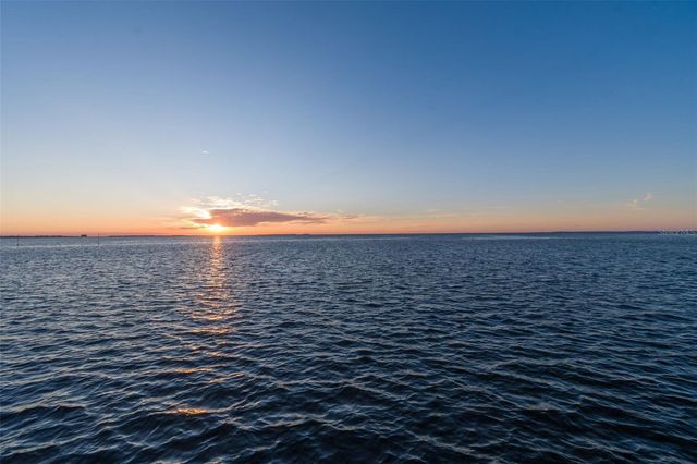 119 CARLYLE CIRCLE, Palm Harbor, FL 34683