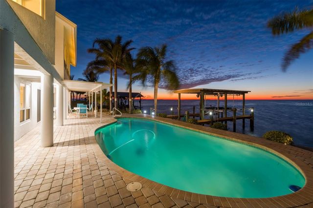 119 CARLYLE CIRCLE, Palm Harbor, FL 34683
