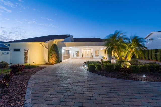 119 CARLYLE CIRCLE, Palm Harbor, FL 34683