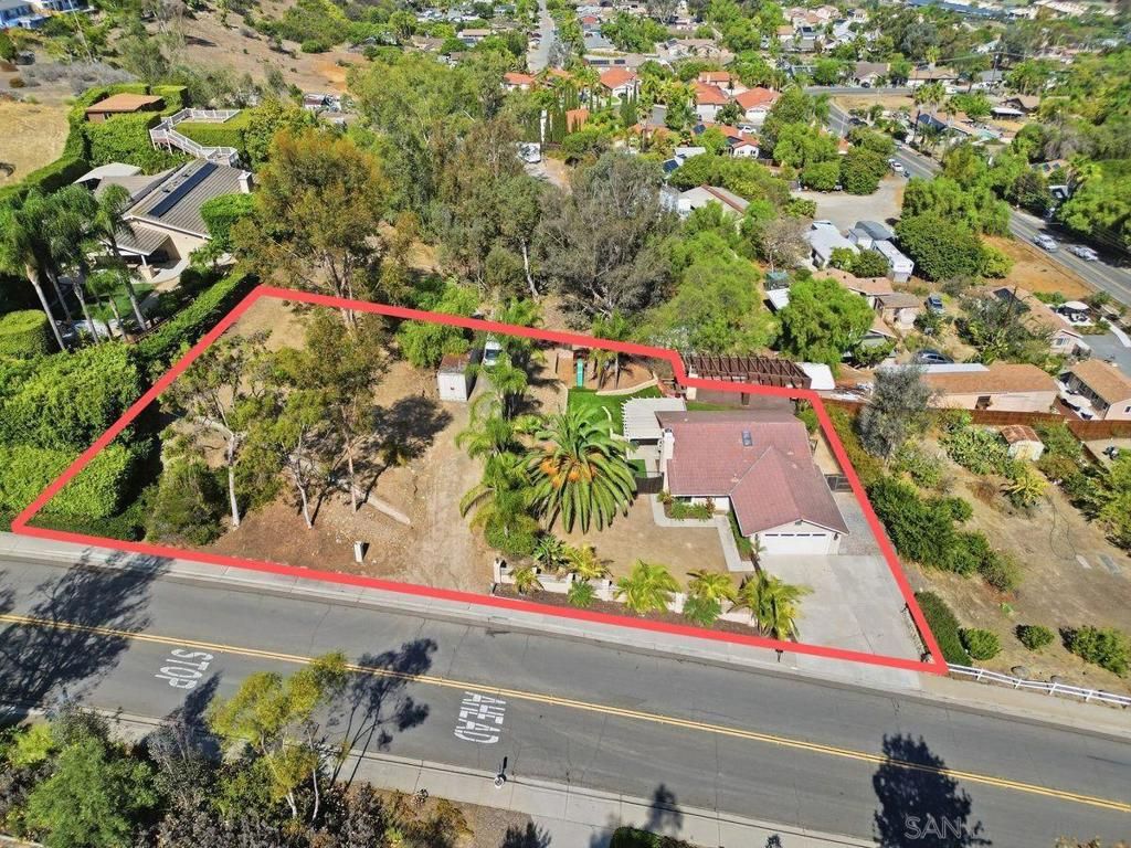 427 Ponte Ave, San Marcos, CA 92078 — photo 2