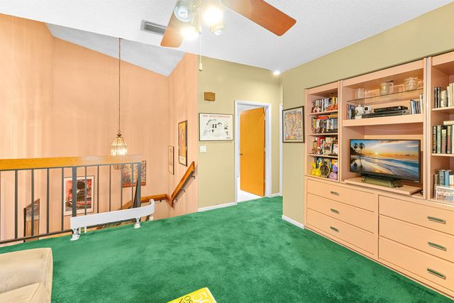 5355 10th Fairway Drive 1, Delray Beach, FL 33484