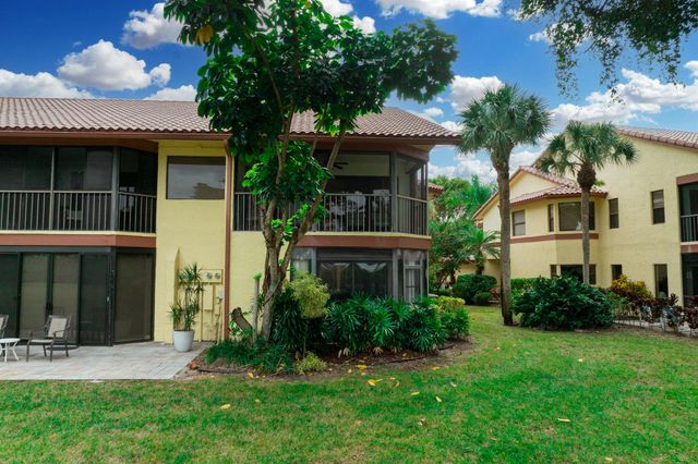 5355 10th Fairway Drive 1, Delray Beach, FL 33484