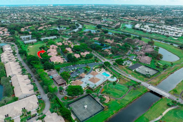 5355 10th Fairway Drive 1, Delray Beach, FL 33484