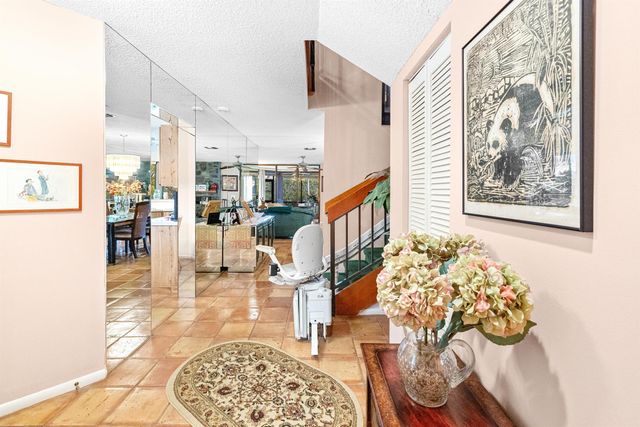 5355 10th Fairway Drive 1, Delray Beach, FL 33484