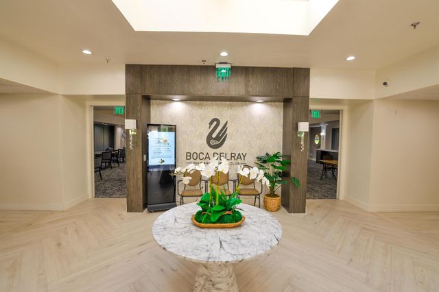 5355 10th Fairway Drive 1, Delray Beach, FL 33484