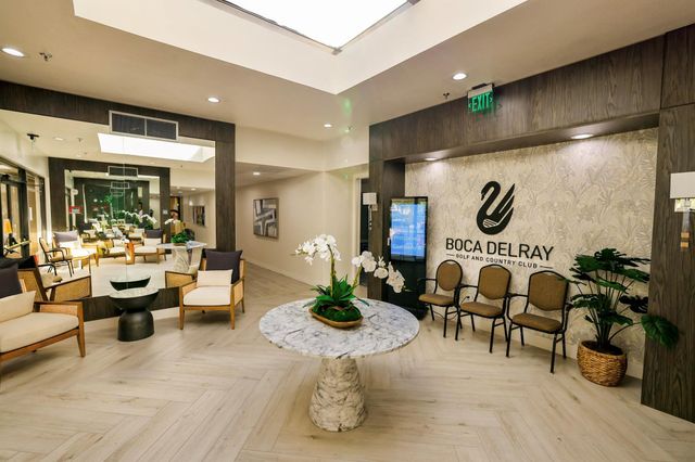 5355 10th Fairway Drive 1, Delray Beach, FL 33484