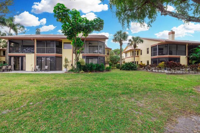 5355 10th Fairway Drive 1, Delray Beach, FL 33484