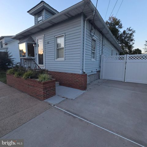 32 3RD AVE, Hamilton Township, NJ 08619