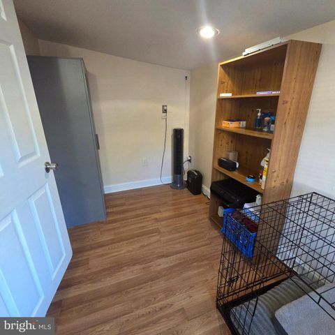32 3RD AVE, Hamilton Township, NJ 08619