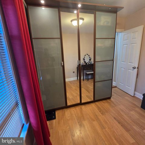 32 3RD AVE, Hamilton Township, NJ 08619