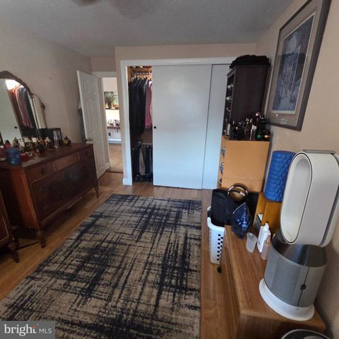 32 3RD AVE, Hamilton Township, NJ 08619