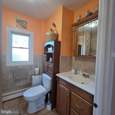 32 3RD AVE, Hamilton Township, NJ 08619