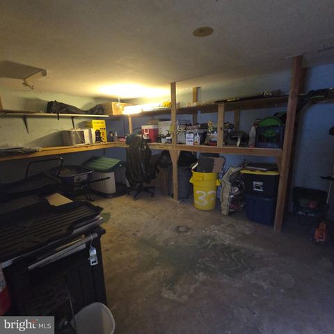 32 3RD AVE, Hamilton Township, NJ 08619