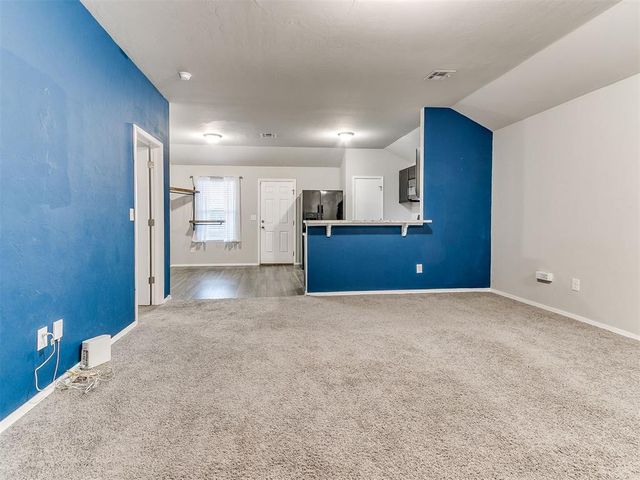 1608 Chuck Wagon Drive, El Reno, OK 73036