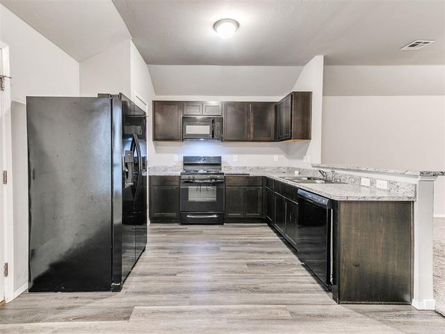 1608 Chuck Wagon Drive, El Reno, OK 73036