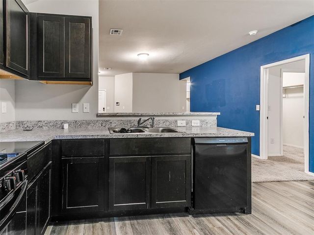 1608 Chuck Wagon Drive, El Reno, OK 73036