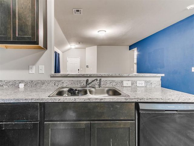 1608 Chuck Wagon Drive, El Reno, OK 73036