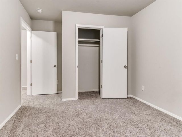 1608 Chuck Wagon Drive, El Reno, OK 73036