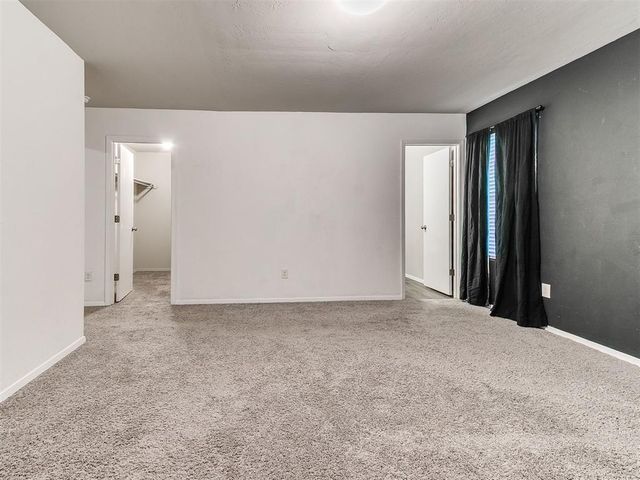 1608 Chuck Wagon Drive, El Reno, OK 73036