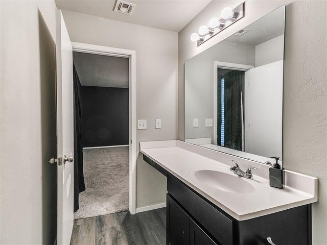 1608 Chuck Wagon Drive, El Reno, OK 73036