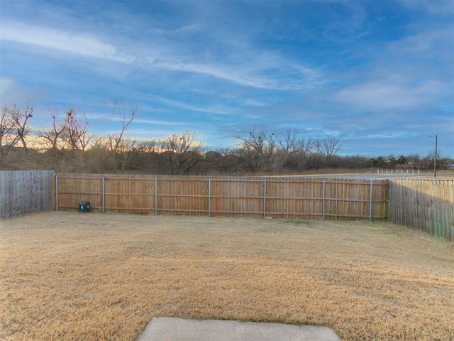 1608 Chuck Wagon Drive, El Reno, OK 73036