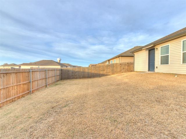 1608 Chuck Wagon Drive, El Reno, OK 73036