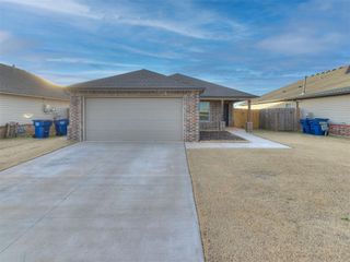 1608 Chuck Wagon Drive, El Reno, OK 73036