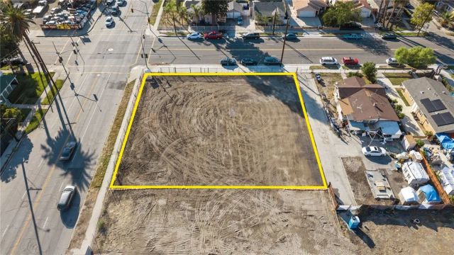 901 N F, San Bernardino, CA 92410