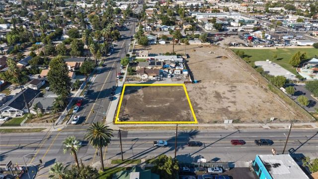 901 N F, San Bernardino, CA 92410