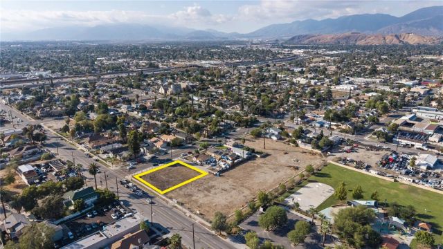 901 N F, San Bernardino, CA 92410