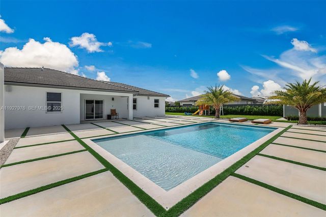 16753 SW 290th Ln na, Homestead, FL 33030