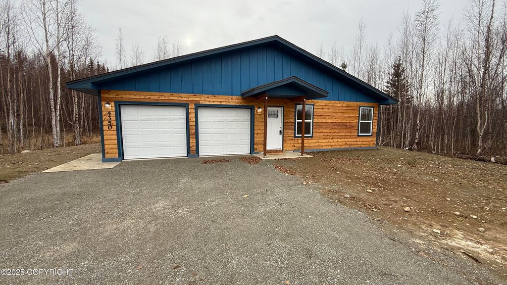 4350 S Preston Hills Drive, Wasilla, AK 99623