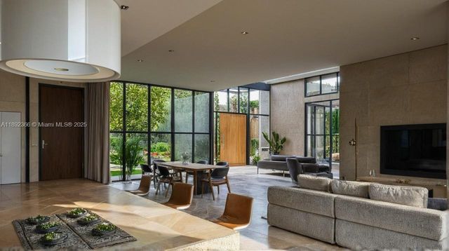 2750 SW 154th Ave, Davie, FL 33331