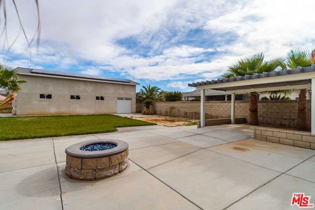 9628 Denhart Avenue, California City, CA 93505