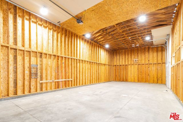 9628 Denhart Avenue, California City, CA 93505