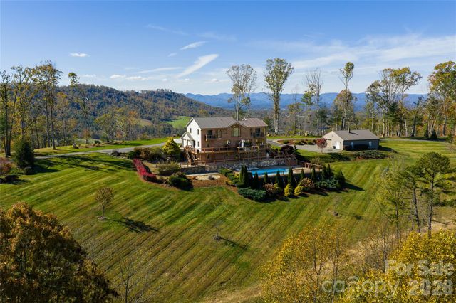 83 Cozy Mountain Lane, Weaverville, NC 28787