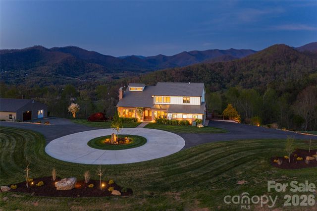 83 Cozy Mountain Lane, Weaverville, NC 28787
