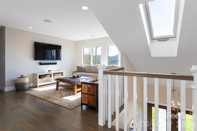83 Cozy Mountain Lane, Weaverville, NC 28787