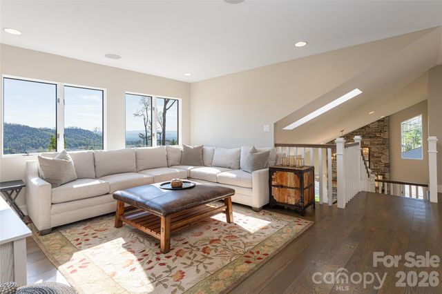 83 Cozy Mountain Lane, Weaverville, NC 28787